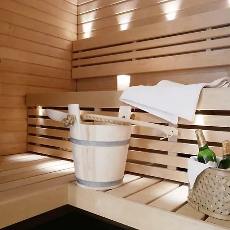 Apartment Roost Munkkisaari